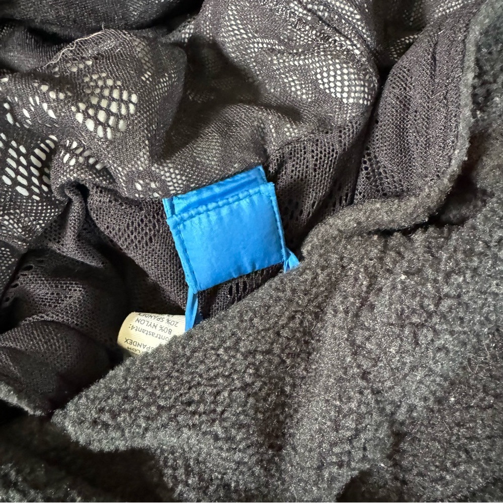 Lululemon Run Bundle Up Jacket - Picture 10 of 14